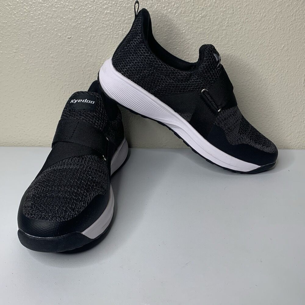Kyedoo Cycling Shoes Hook Loop Women 9/9.5 Men’s Sz 7 40 Black White Shoes NWOT